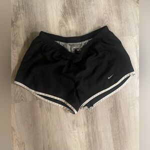 Nike Dri-Fit Running Shorts Classic Black White Activewear Women’s size M